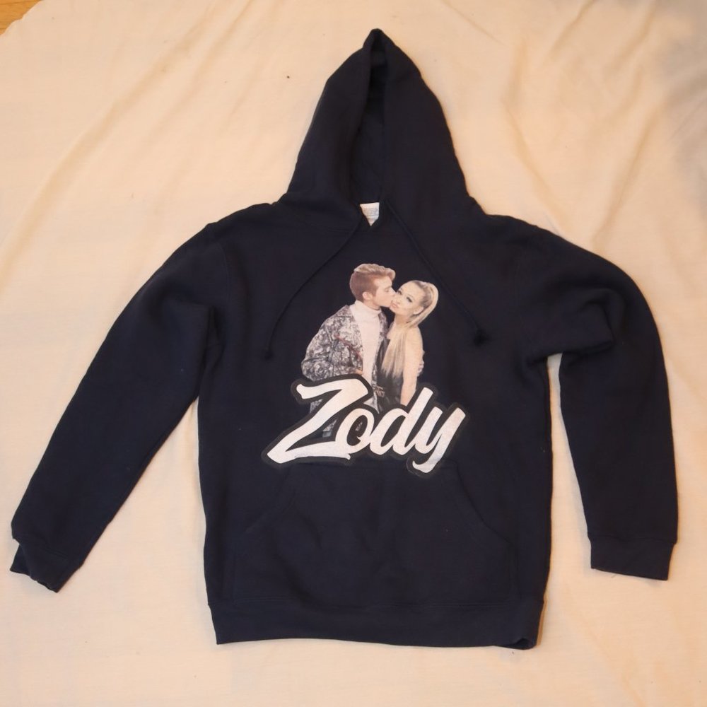 ZODY Hoodie Sweatshirt size M